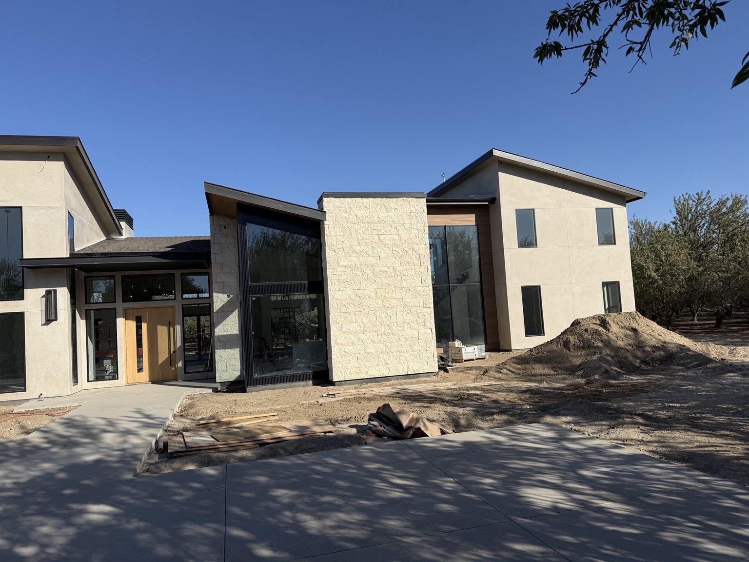 Contemporary custom home exterior